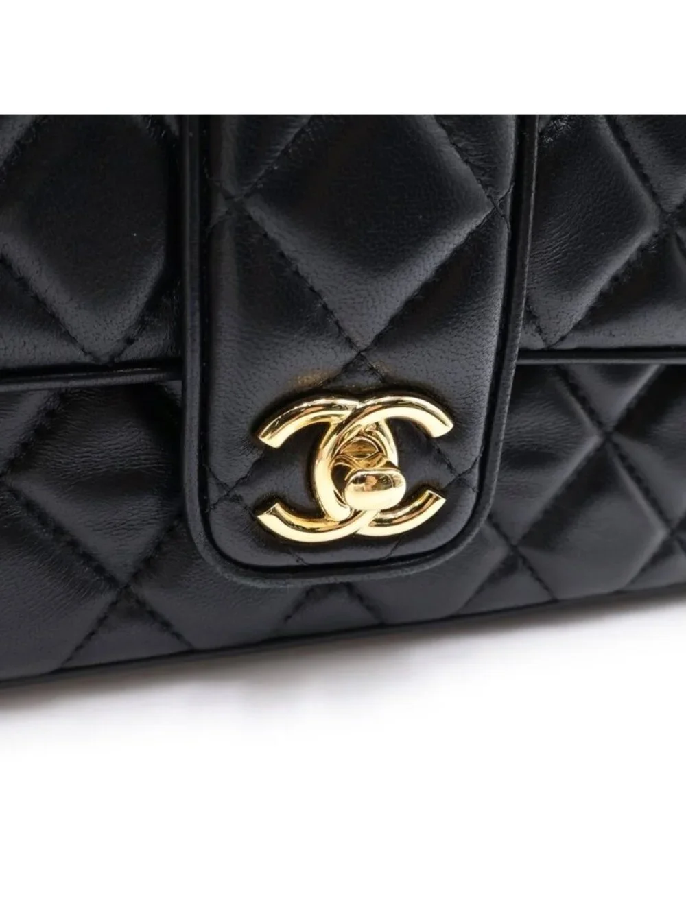 Chanel Quilted 23 Lambskin Gold Chain Shoulder Bag Plate Black